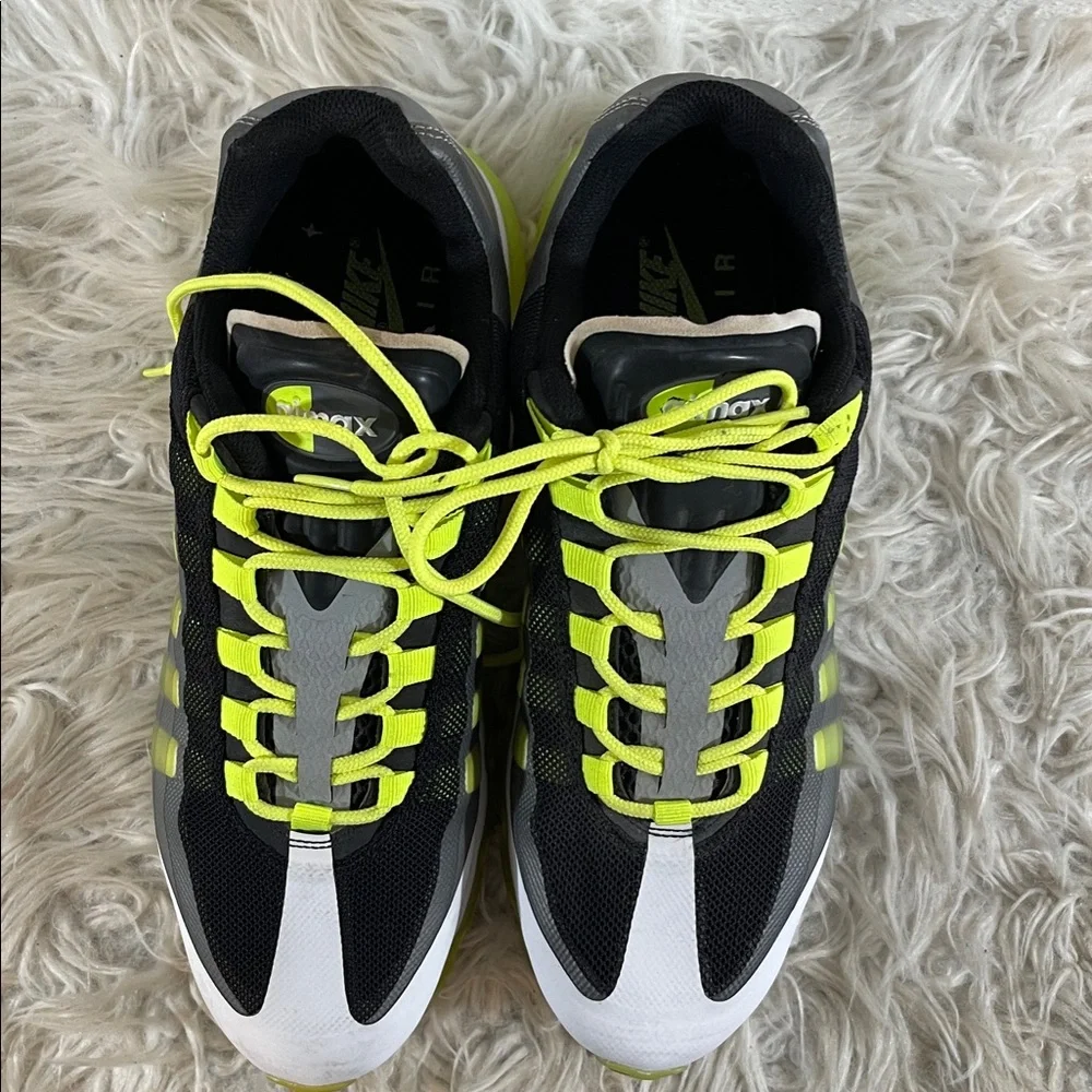 Nike Air Max ‘95 Men’s Size 11.5 White/Black/Volt/Silver 511307-010 Sneakers - Picture 3 of 11